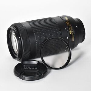 Nikon AF-P DX NIKKOR 70-300mm f/4.5-6.3G ED Zoom Telephoto Lens & UV Filter MINT